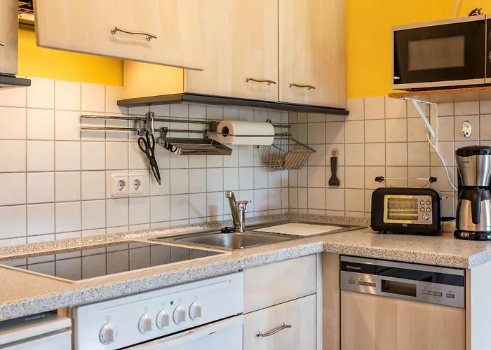 Tannenblick 6-1 アパート